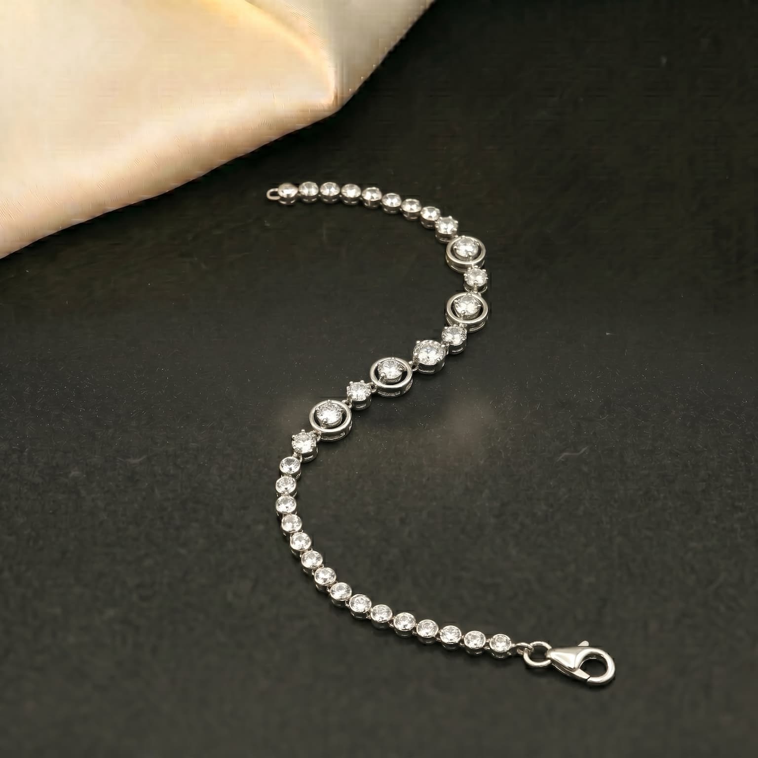 Bezel Dot & Bead Bracelet