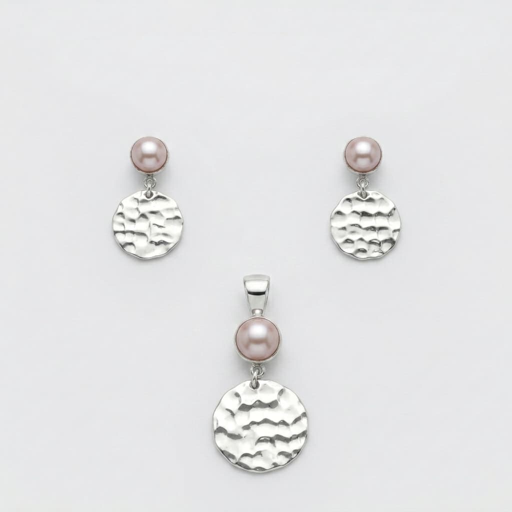 Mauve Pearl Hammered Disc Necklace & Earring Set